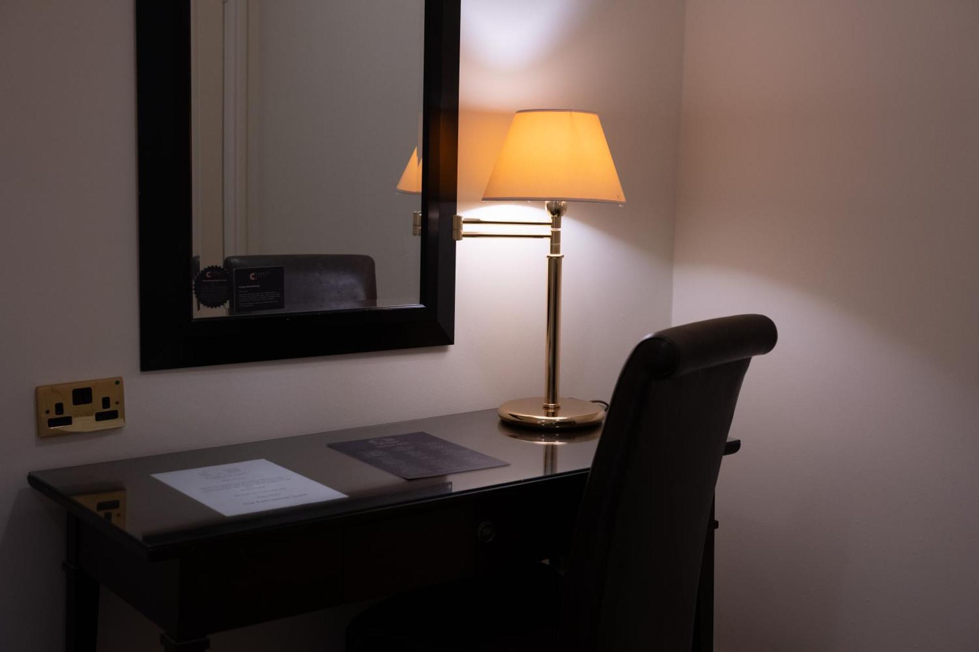 Park House Hotel Shifnal Zewnętrze zdjęcie