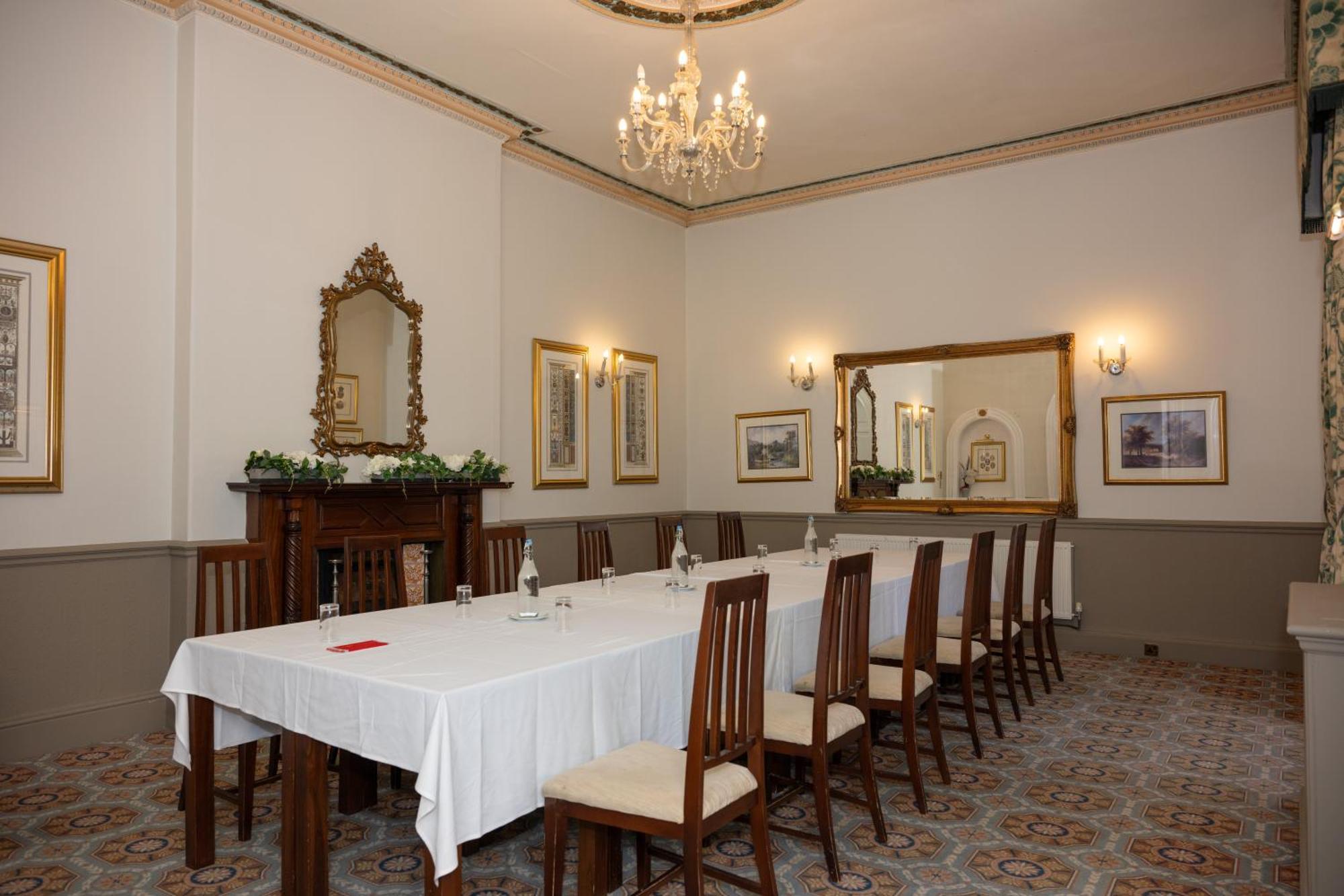 Park House Hotel Shifnal Zewnętrze zdjęcie